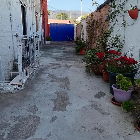 Casa Acogedora En בית נופש *